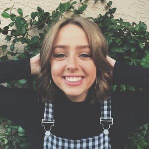 Meet your Posher, Makena